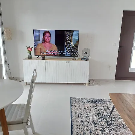 Big Blue Apartman *