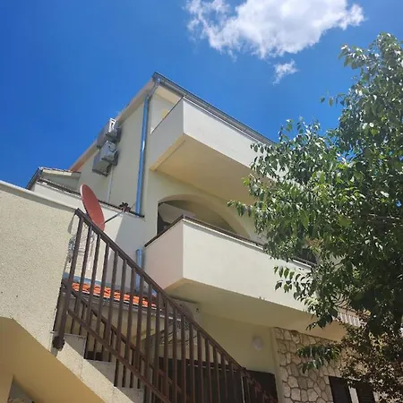 Big Blue Apartment Maslenica