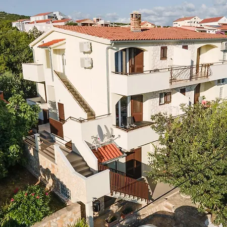 Big Blue Apartment Maslenica