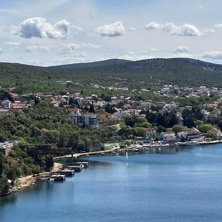 Big Blue Maslenica